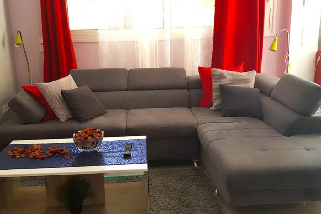 Renovated Lovely Apartment Near Airport & Sea Pórto Ráfti Exteriér fotografie