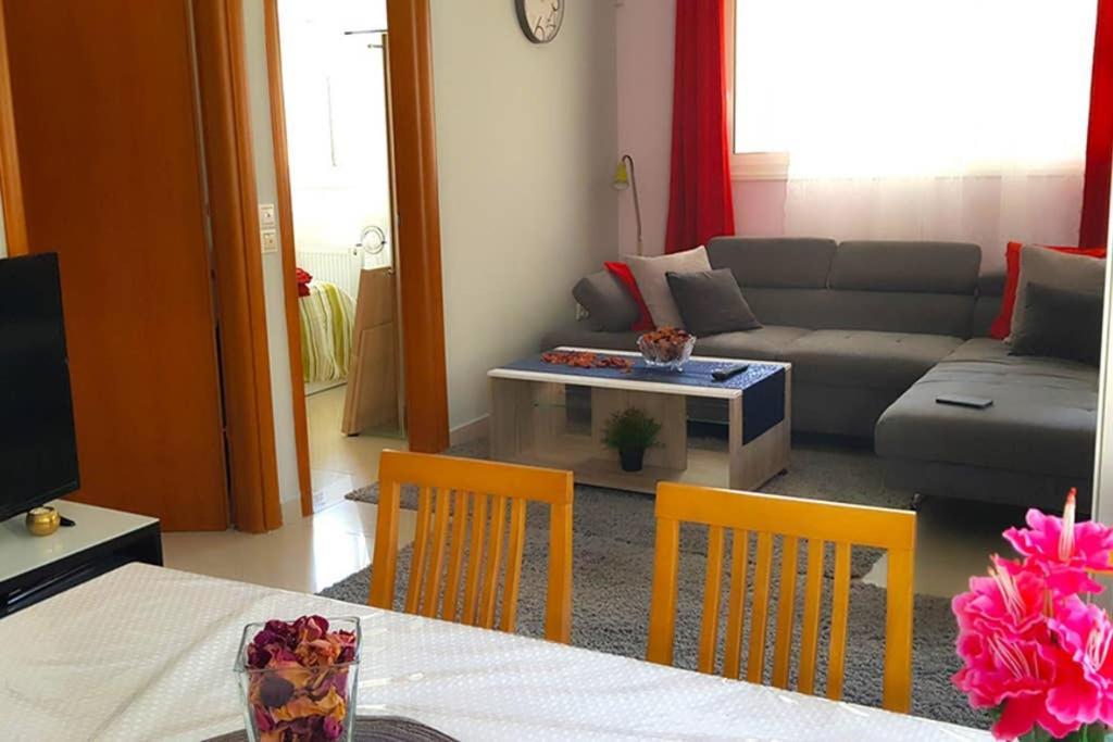 Renovated Lovely Apartment Near Airport & Sea Pórto Ráfti Exteriér fotografie