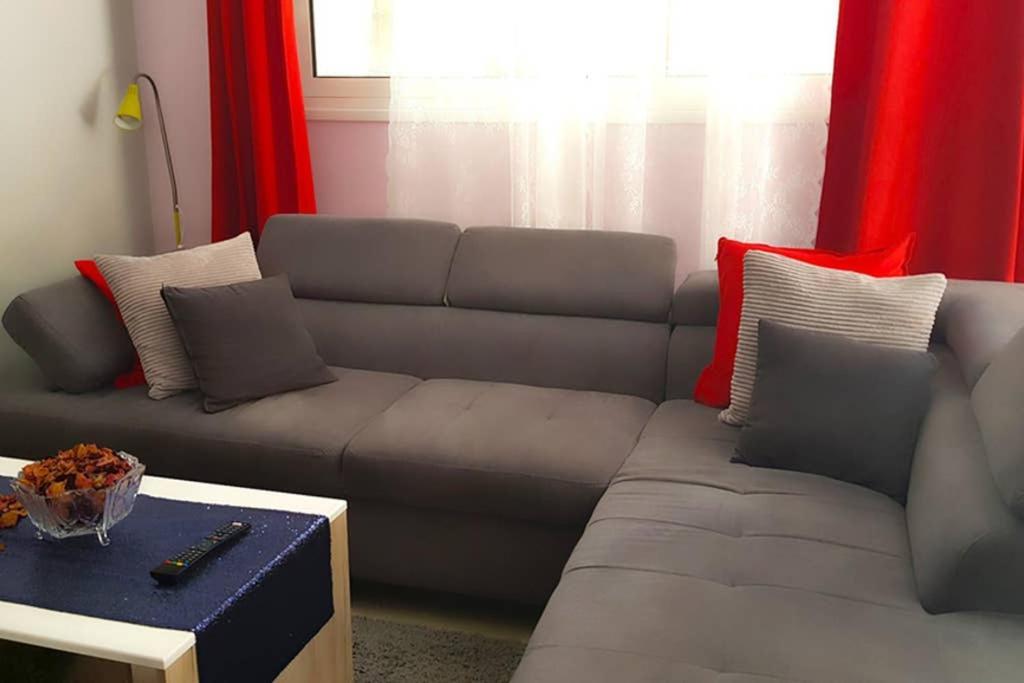 Renovated Lovely Apartment Near Airport & Sea Pórto Ráfti Exteriér fotografie